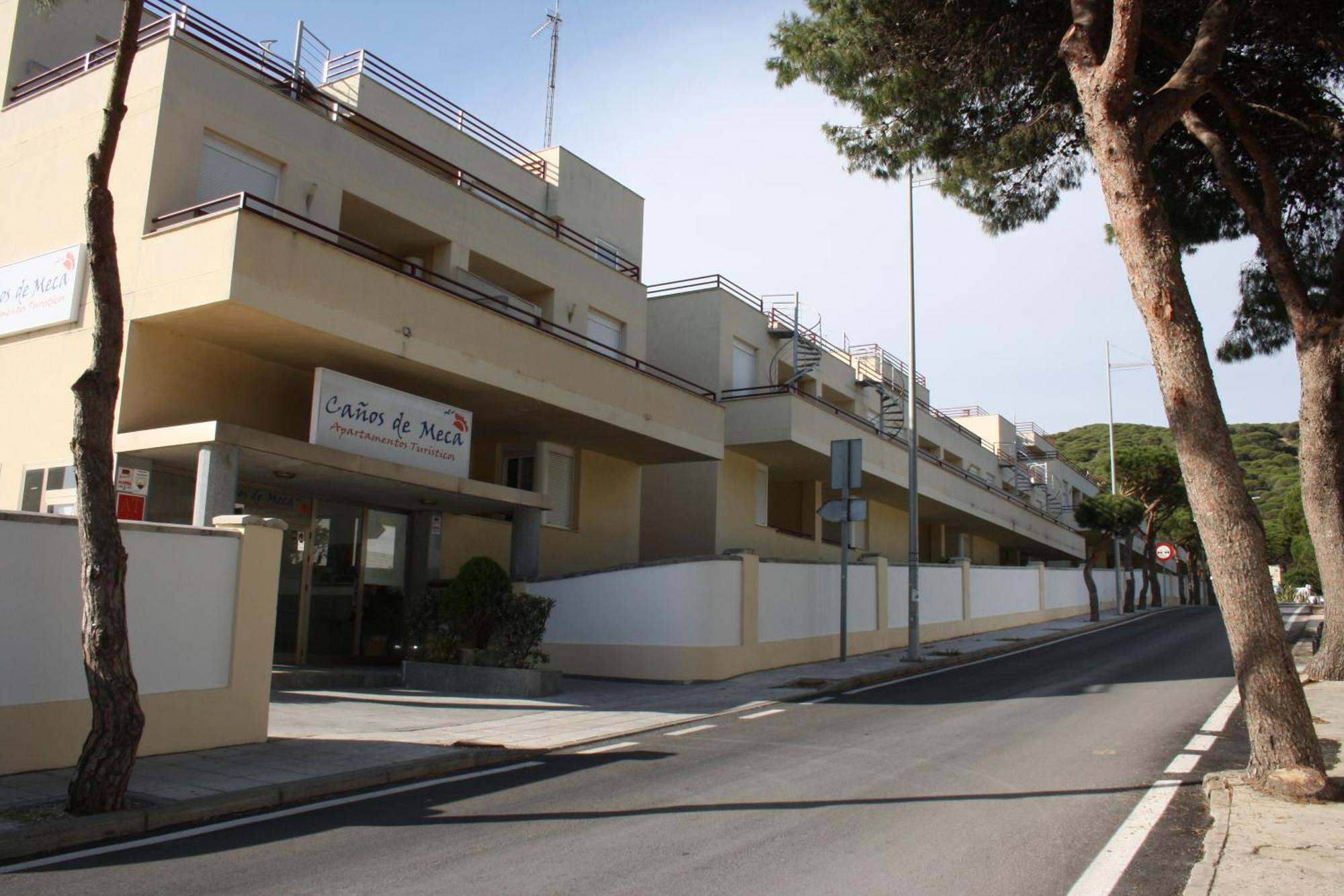 Apartamentos Turisticos Canos De Meca 로스 카뇨스 데 메카 외부 사진