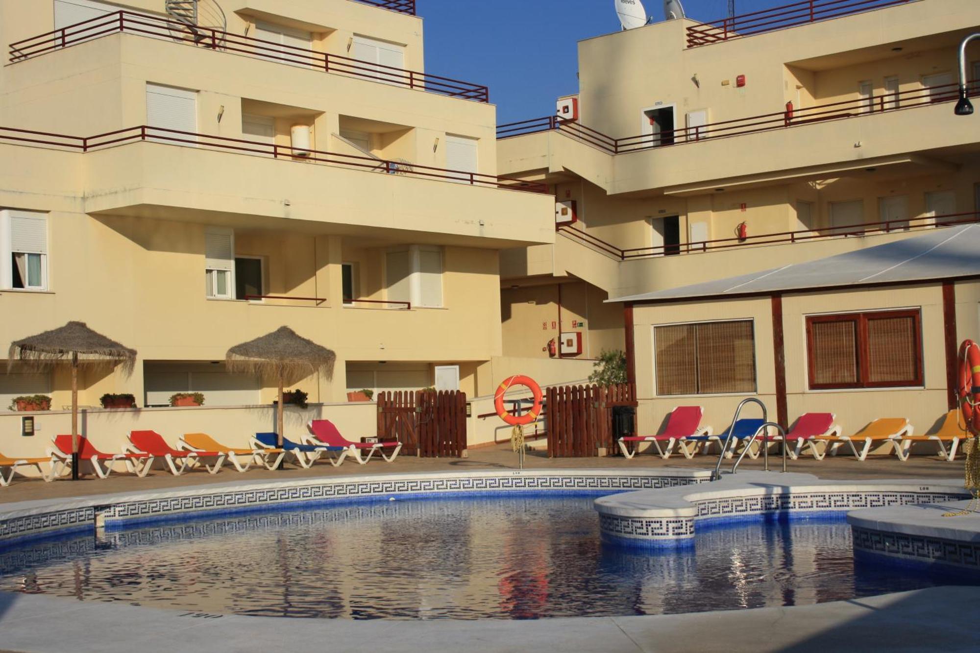 Apartamentos Turisticos Canos De Meca 로스 카뇨스 데 메카 외부 사진